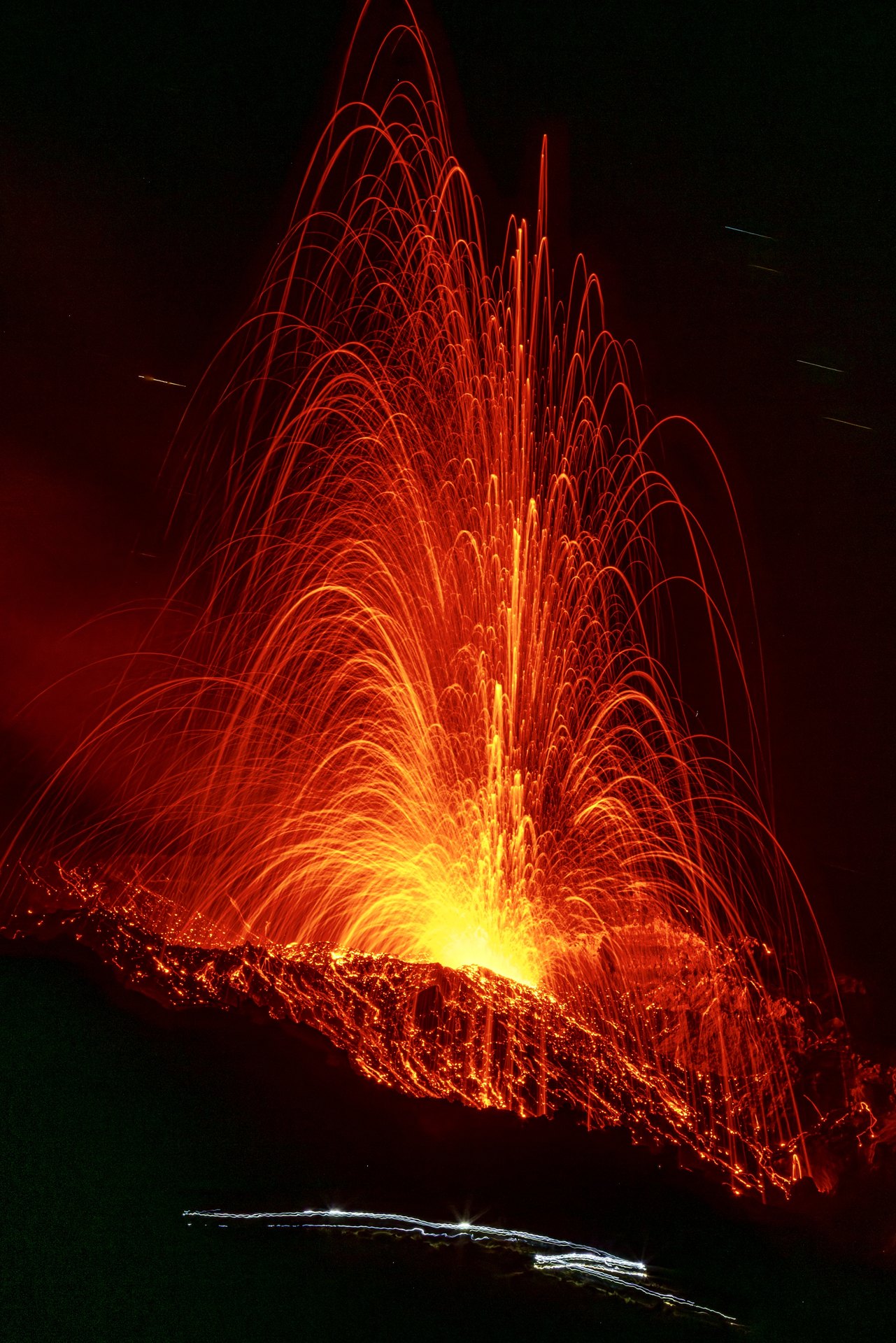 Night sky over the volcano